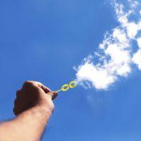 Ilusión óptica nubes como pompas de jabón