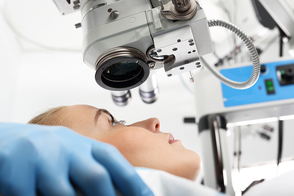 miopia astigmatismo cirugia vizionează rolul său în dezvoltare